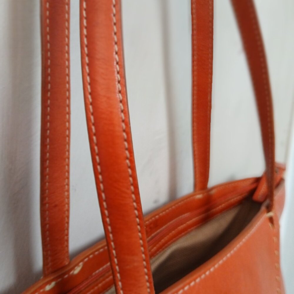 Fossil Vintage Orange Leather Shoulder Bag - Picture 3 of 13